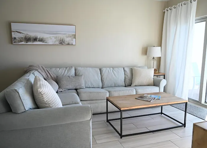 Apartment Autumn Retreat - Gulf Views - Steps To Surf Gulf Shores