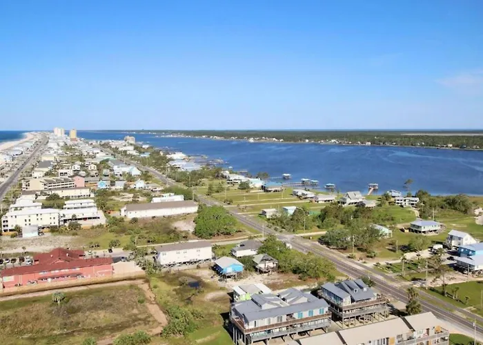 Apartment Autumn Retreat - Gulf Views - Steps To Surf Gulf Shores