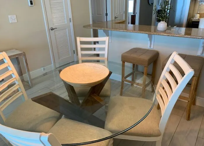 Autumn Retreat - Gulf Views - Steps To Surf Apartment Gulf Shores